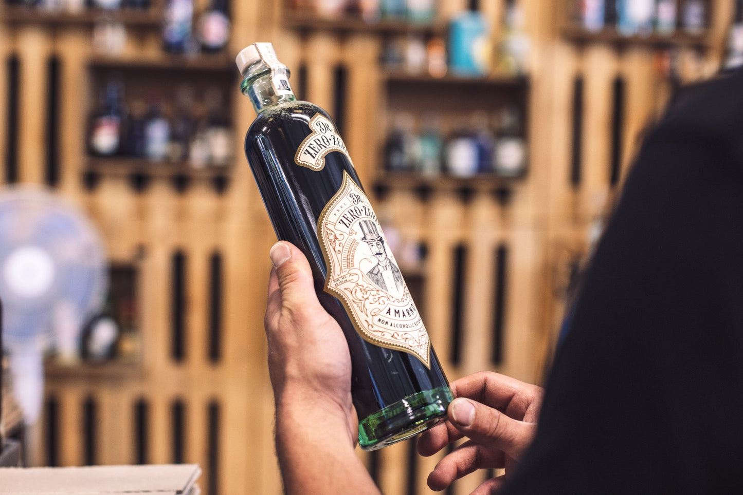 AmarNo - Non-Alcoholic Amaretoi Liqueur  | 700ml / 23.7 fl oz